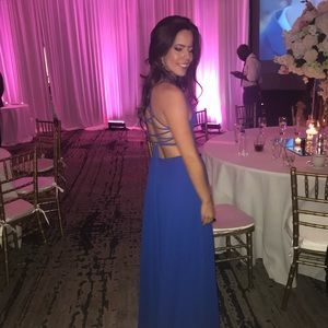 Meet your Posher, Ana lucia